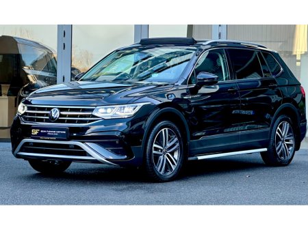 2022 Volkswagen Tiguan Allspace ++LEATHER / AUTO / 7-SEAT  PANORAMIC ROOF++ €33,950 thumbnail
