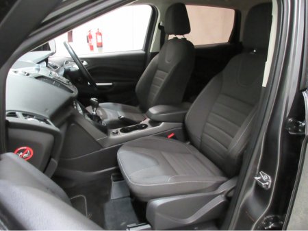 2016 Ford Kuga 2.0 TDCI ZETEC 2WD 150PS 5DR €9,995 thumbnail