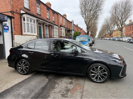 2021 Toyota Corolla - thumbnail 4