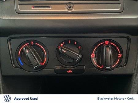 2014 Volkswagen Polo 1.0 60BHP 5DR TRENDLINE *AS IS SALE* 3 MONTHS WARRANTY €9,995 thumbnail