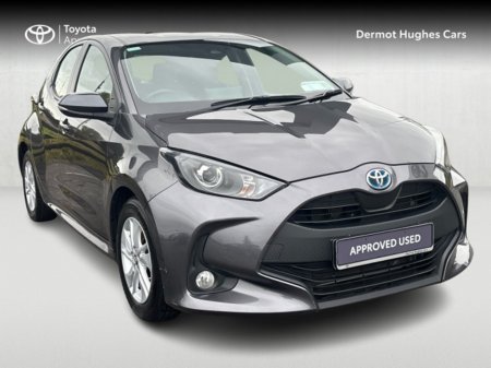 2022 Toyota Yaris HYBRID LUNA AUTO €17,495