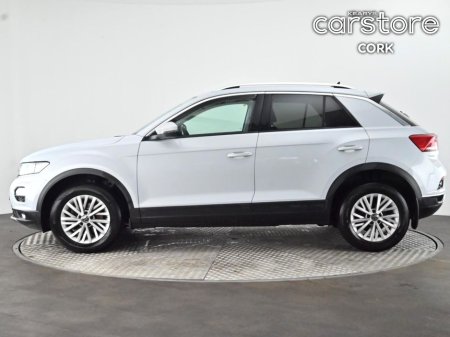 2021 Volkswagen T-Roc 1.0 TSI 110bhp Design €23,880 thumbnail