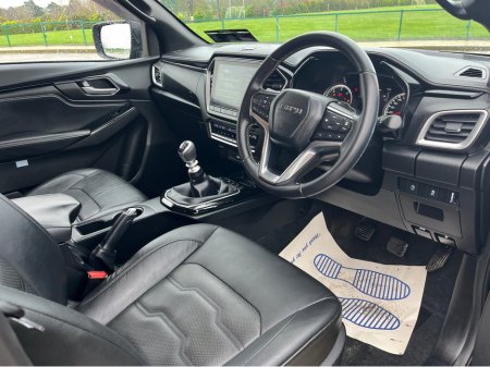 2023 Isuzu D-MAX - thumbnail 16