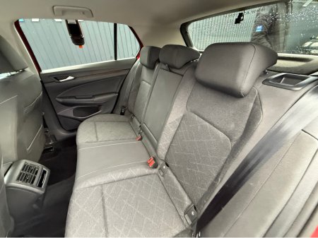 2022 Volkswagen Golf ACTIVE - 2.0L DIESEL - AUTO - 12M WARRANTY - CAR: €27,950 thumbnail