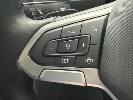 2021 Volkswagen Tiguan - thumbnail 23