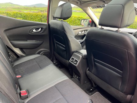 2019 Renault Kadjar 1.5 BLUE dCi 115 S-Edition €16,950 thumbnail