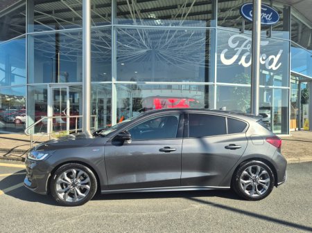 2024 Ford Focus - photo 2