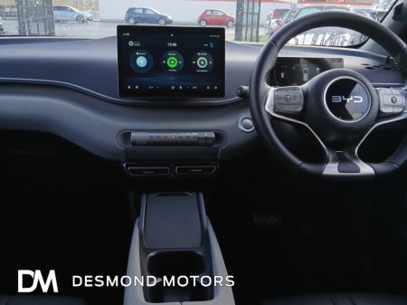 2025 BYD Dolphin - thumbnail 2