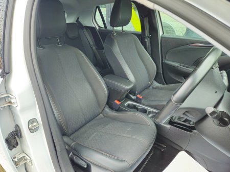 2022 Opel Corsa - thumbnail 11