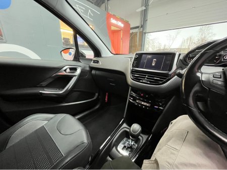 2017 Peugeot 2008 €12950 2017 PEUGEOT 2008 ALLURE 1.2 AUTOMATIC / CRUISE CONTROL AND MORE €12,950 thumbnail