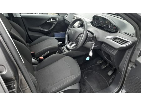 2018 Peugeot 208 - thumbnail 6