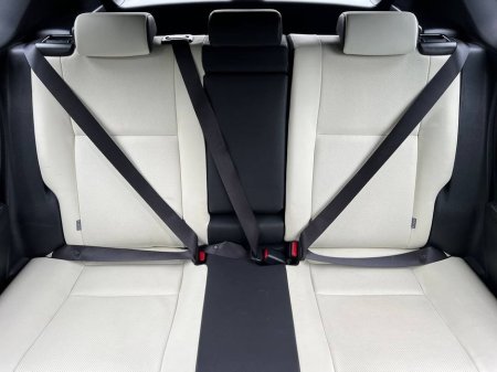 2016 Toyota Auris - thumbnail 12