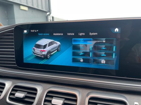 2022 Mercedes-Benz GLE Class GLE350de AMG Premium 4-Matic €62,995 thumbnail