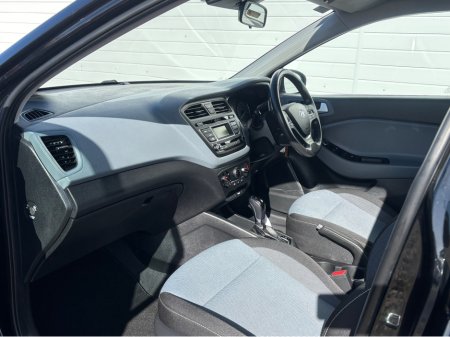 2017 Hyundai i20 - thumbnail 9