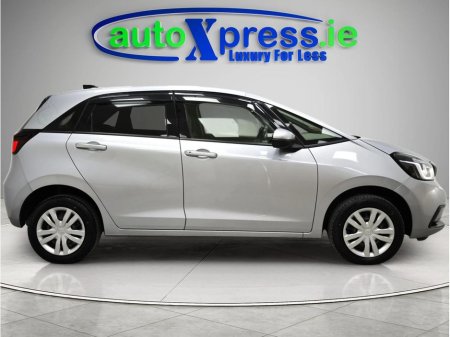 2020 Honda Fit 1.5 EHEV BASIC Hybrid, Automatic, Reversing camera €16,750 thumbnail