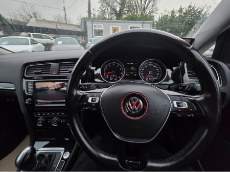 2016 Volkswagen Golf LEATHER TAN LEATHER SEATS 1.4 TSI HEATED ELECTRIC SEATS - NAVIGATION * REVERSING CAMERA * SIMI DEALER - €15,950 thumbnail