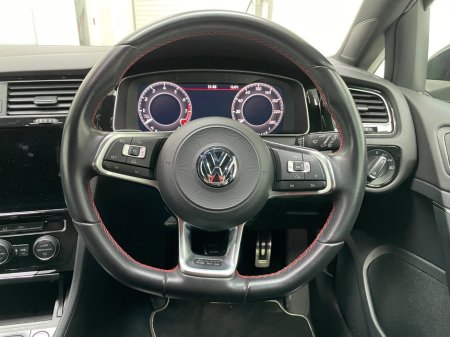 2019 Volkswagen Golf - thumbnail 22