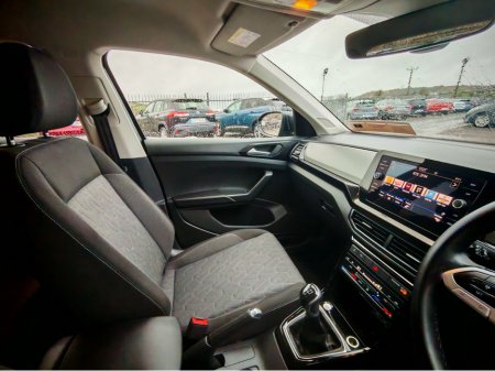 2025 Volkswagen T-Cross - thumbnail 12