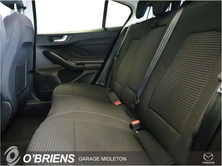 2020 Ford Focus - thumbnail 8