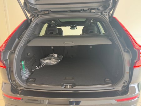 2026 Volvo XC60 - thumbnail 13