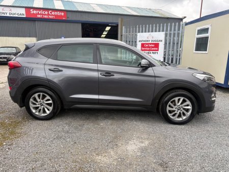 2018 Hyundai Tucson - view 2
