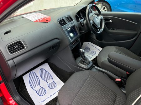 2015 Volkswagen Polo - thumbnail 19