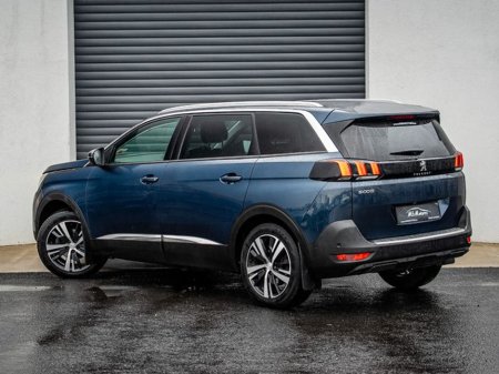 2020 Peugeot 5008 - thumbnail 9
