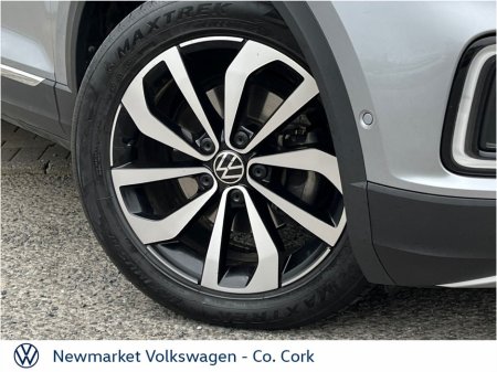 2024 Volkswagen T-Roc - view 2