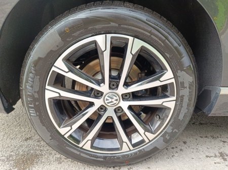 2019 Volkswagen Passat *SALE AGREED* 2.0 TDI 150HP R Line €22,995 thumbnail