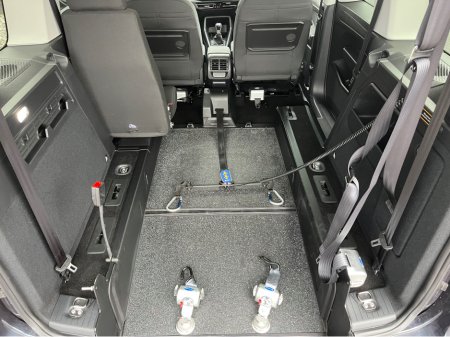 2024 Volkswagen Caddy Wheelchair Accessible SWB manual €36,950 thumbnail