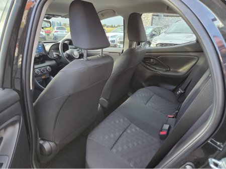 2024 Toyota Yaris 1.5 LUNA €22,950 thumbnail