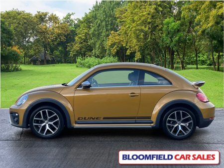 2016 Volkswagen Beetle DUNE EDITION , AUTO // PRISTINE €15,950 thumbnail