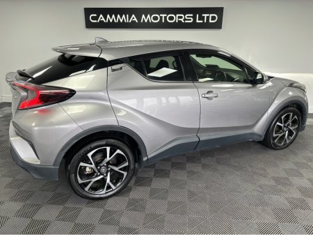 2017 Toyota C-HR - thumbnail 4