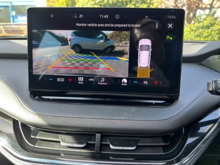 2022 Skoda Enyaq - thumbnail 8