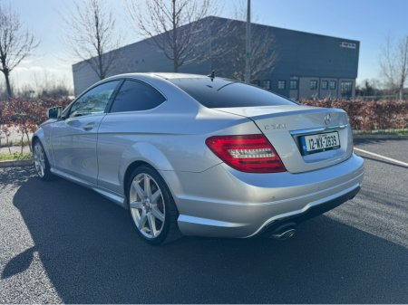 2012 Mercedes-Benz C Class - thumbnail 3