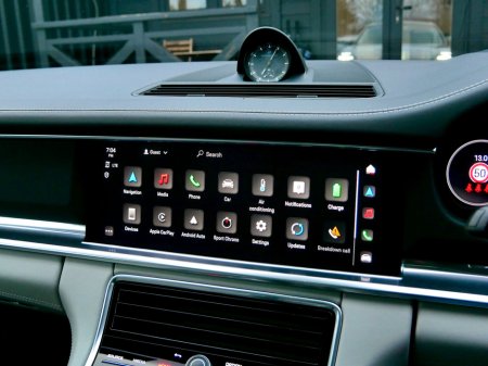 2023 Porsche Panamera - thumbnail 24