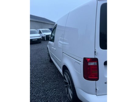 2017 Volkswagen Caddy  €13,950