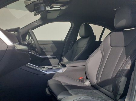 2026 BMW 3 Series - thumbnail 7