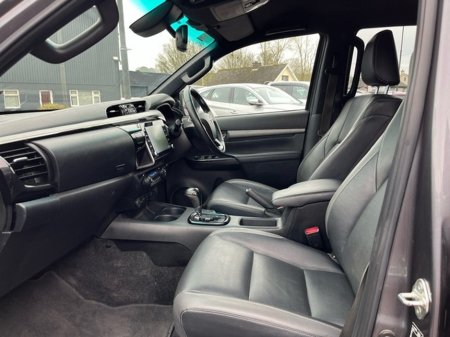 2022 Toyota Hilux - thumbnail 6