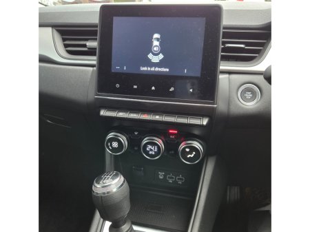 2022 Renault Captur 1.0 TCe 90 DFull Iconic €19,999 thumbnail