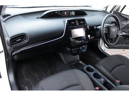 2020 Toyota Prius 2020 TOYOTA PRFIUS €19,950 thumbnail