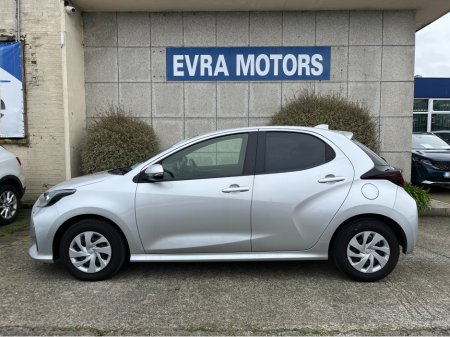 2021 Toyota Yaris - thumbnail 6