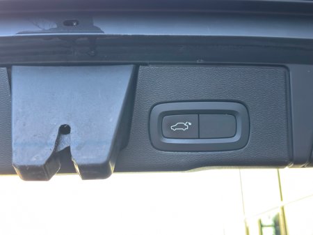 2018 Volvo XC60 D4 Momentum Auto €24,995 thumbnail