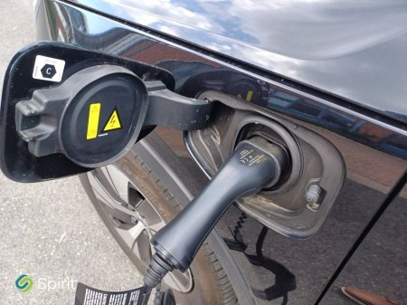 2022 Volvo XC40 - thumbnail 14