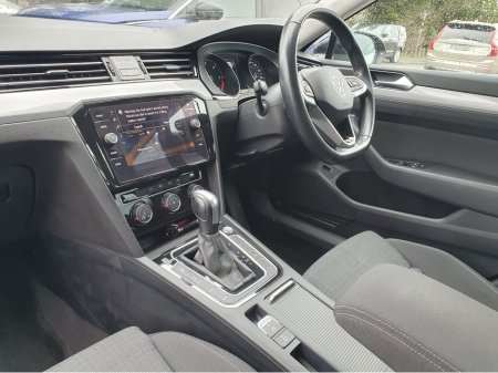 2021 Volkswagen Passat - thumbnail 14