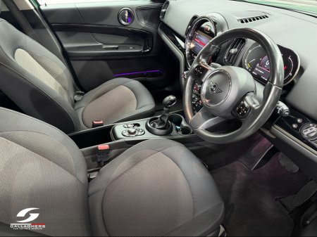 2022 MINI Countryman (221) COUNTRYMAN E ALL4 CLA CLASSIC €32,995 thumbnail