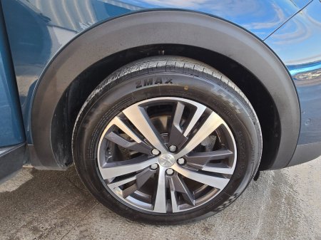 2022 Peugeot 5008 - thumbnail 16