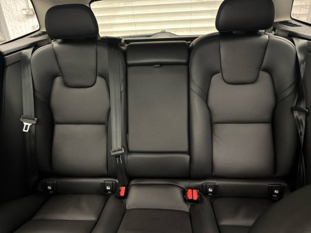 2022 Volvo XC60 - thumbnail 27