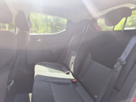 2019 Nissan Micra - thumbnail 18