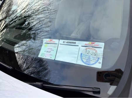 2021 Mercedes-Benz GLB 180 D AUTO 7 5DR €34,950 thumbnail